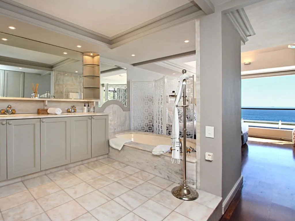 property_[object Object]_8