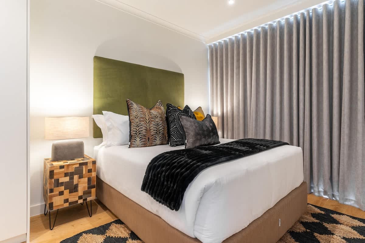 property_[object Object]_7