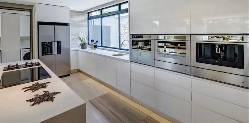 property_[object Object]_9