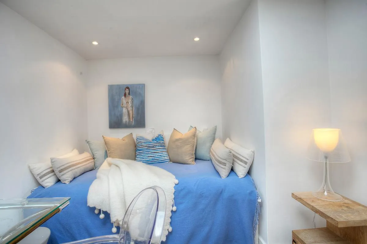 property_[object Object]_25