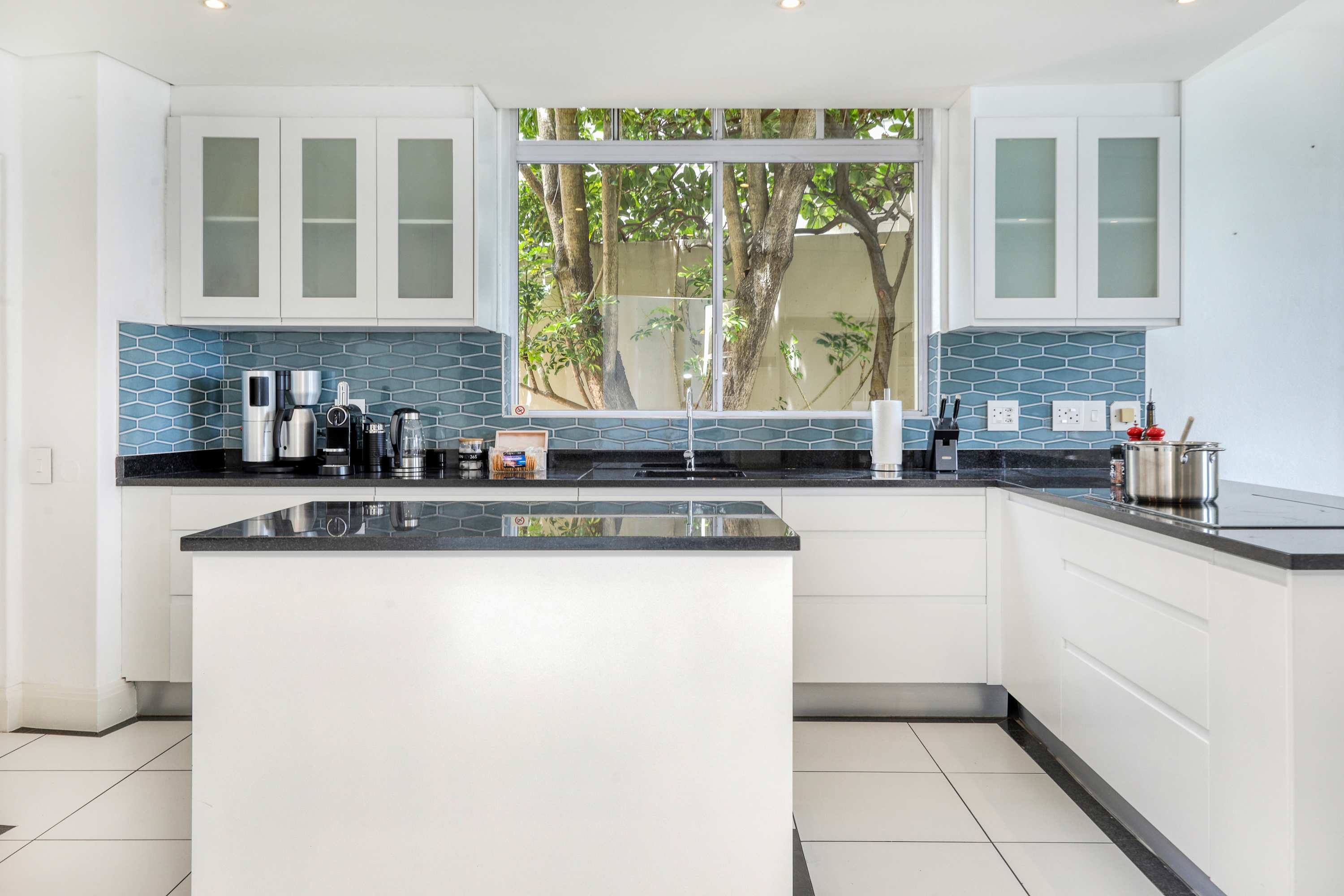 property_[object Object]_33