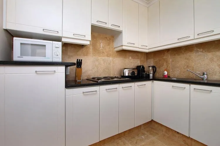 property_[object Object]_4