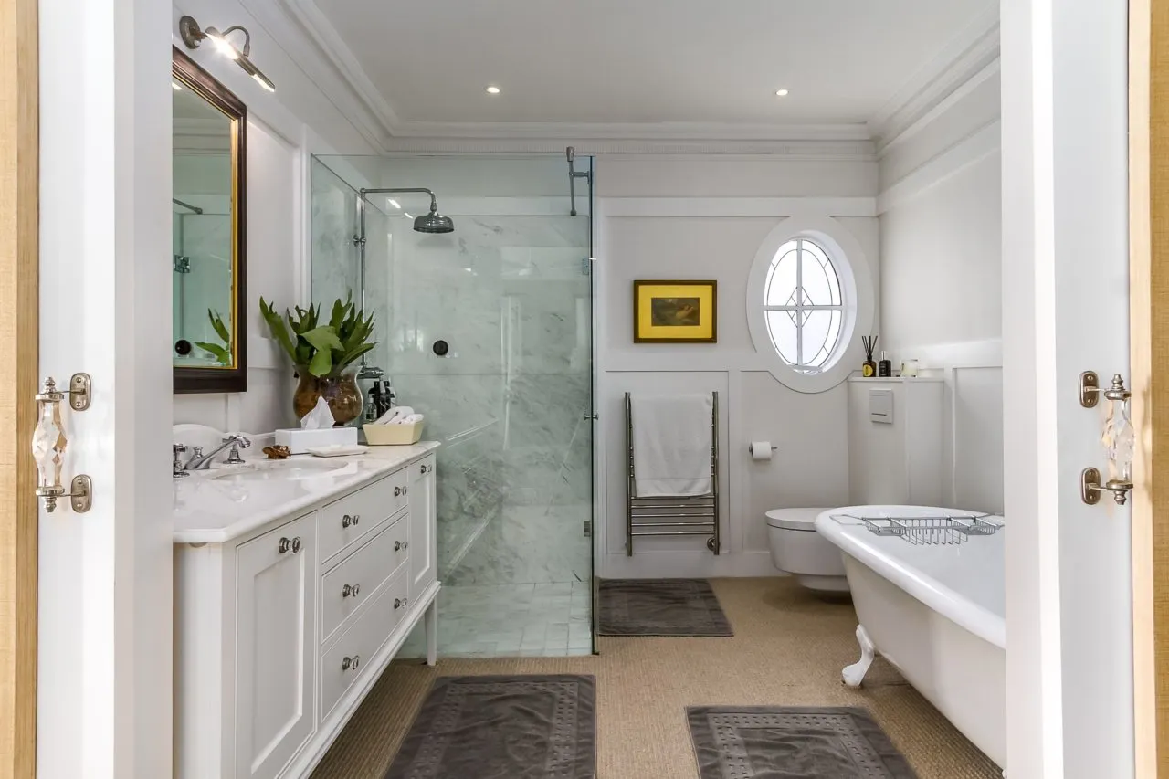 property_[object Object]_17