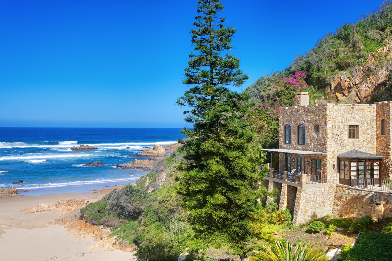 Hessonite Castle , Knysna