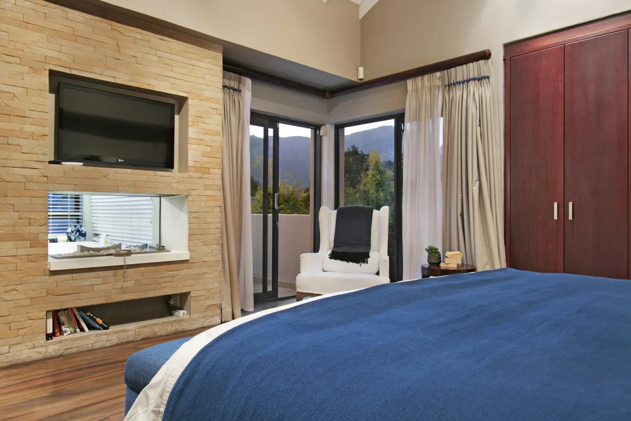 property_[object Object]_12