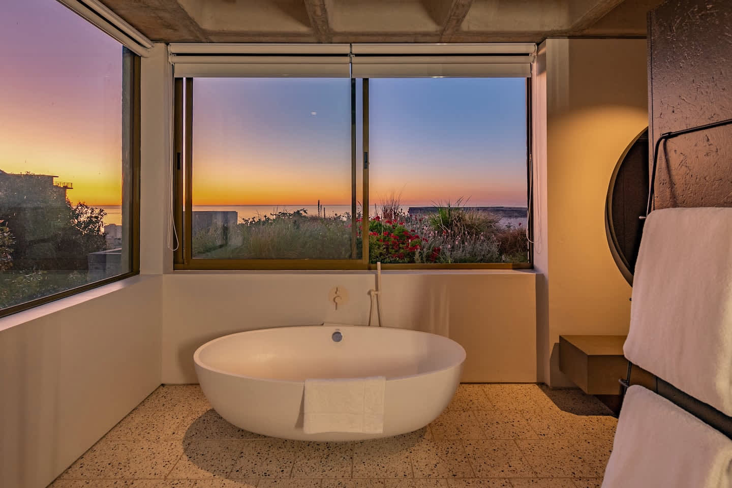 property_[object Object]_18