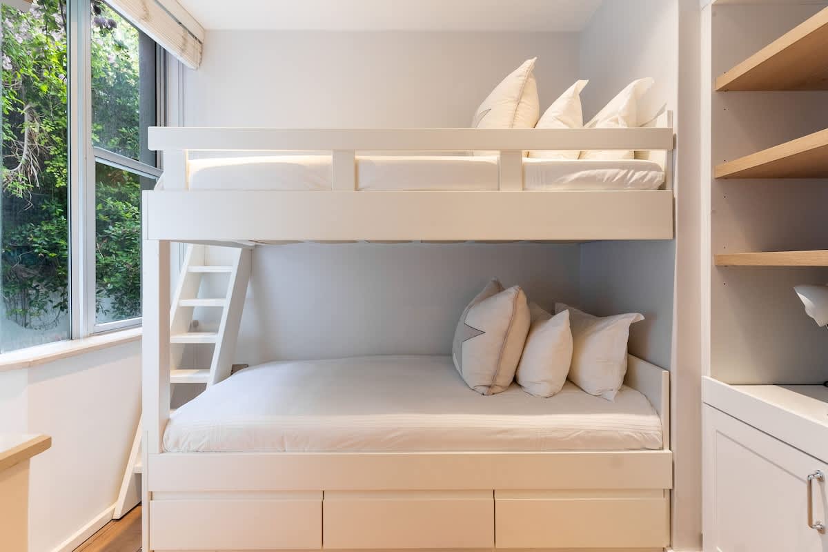 property_[object Object]_35