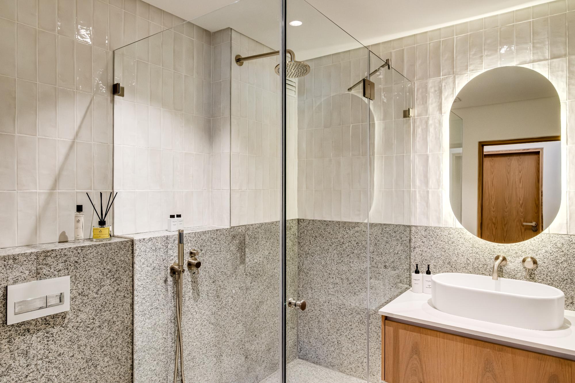 property_[object Object]_33