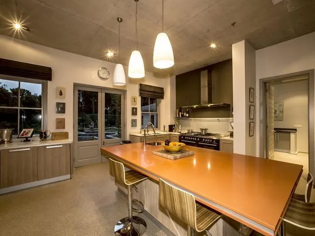 property_[object Object]_19