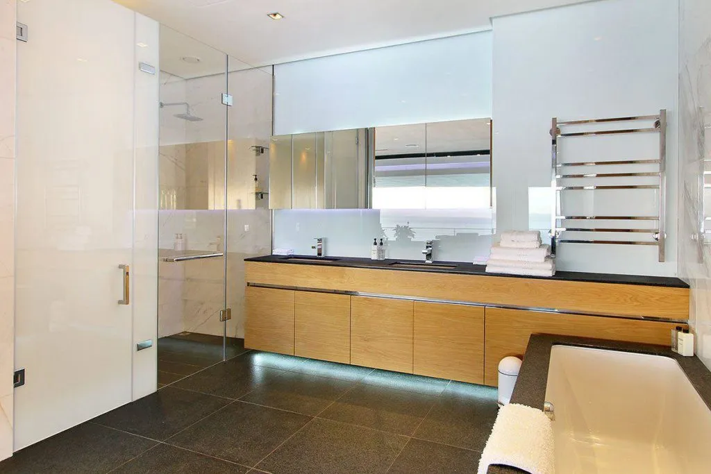 property_[object Object]_6