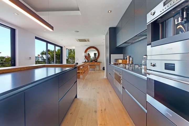 property_[object Object]_11