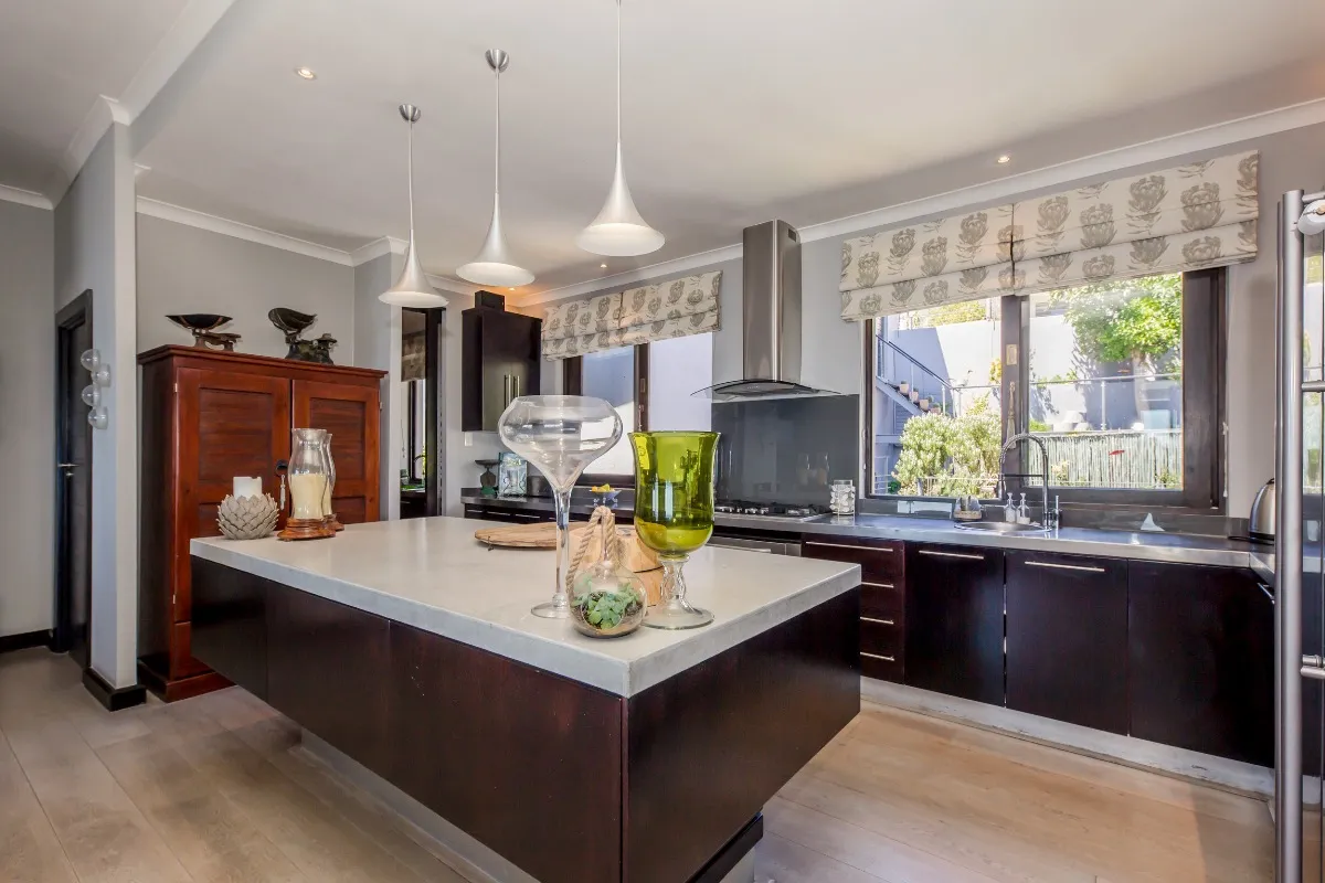 property_[object Object]_10