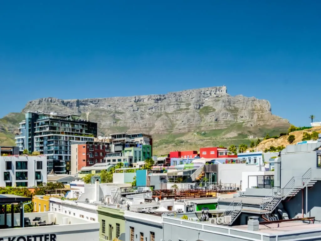 304 on N, Green point
