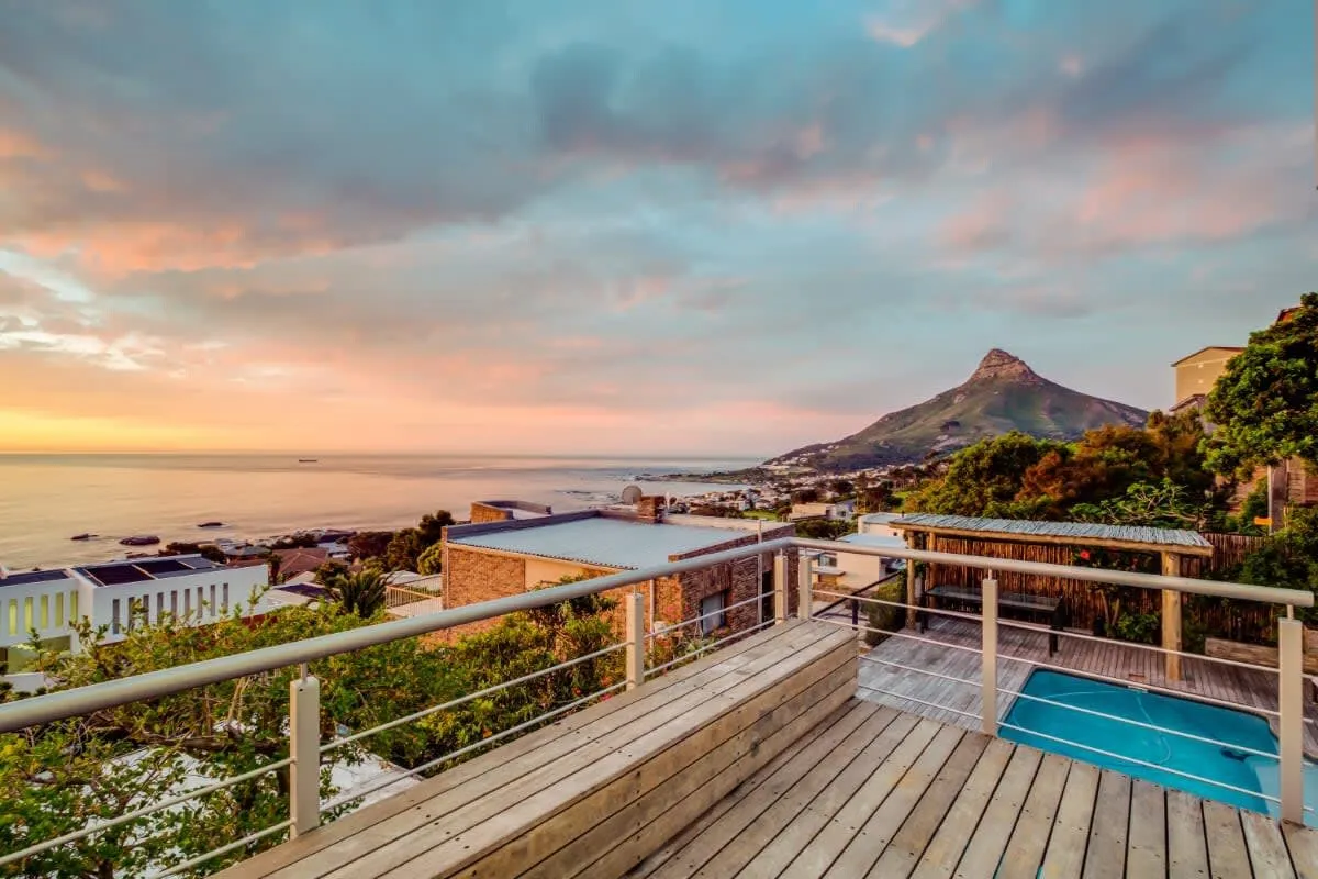 Sunset Views, Camps Bay