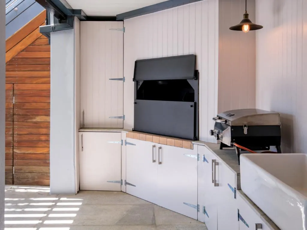 property_[object Object]_24