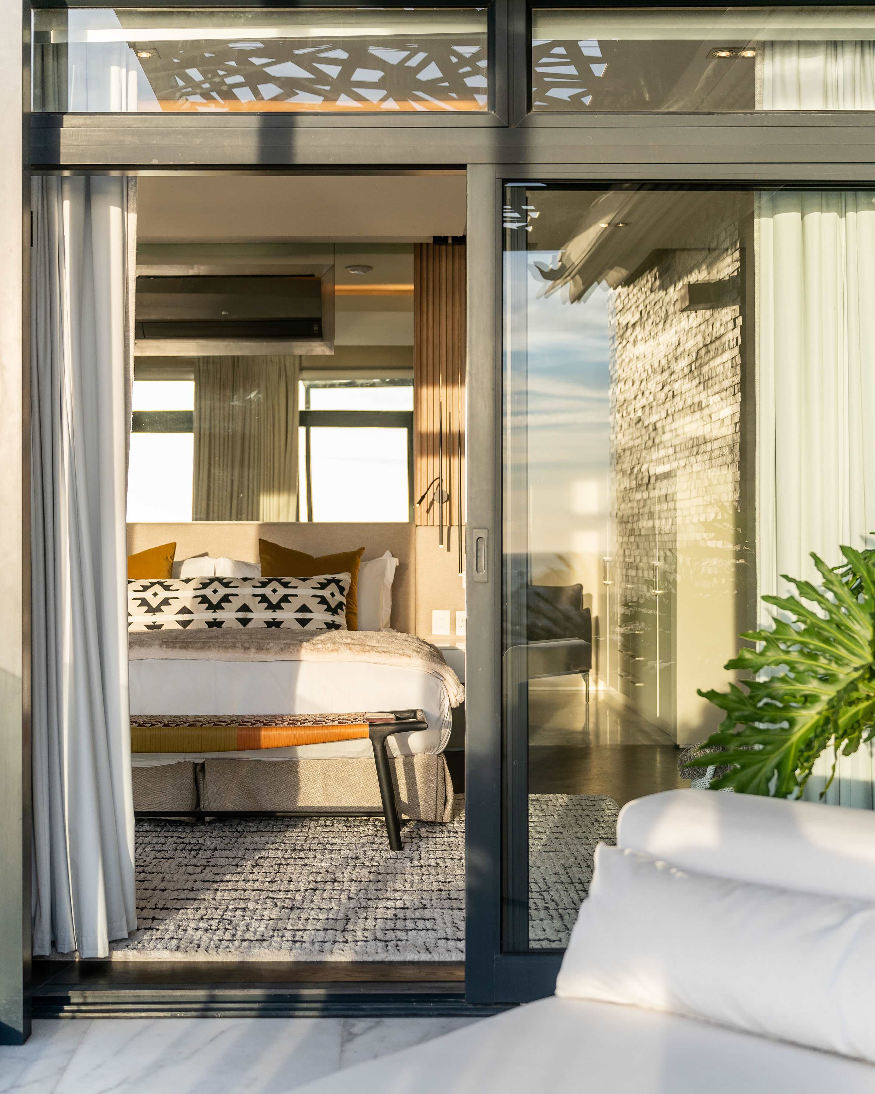 property_[object Object]_10