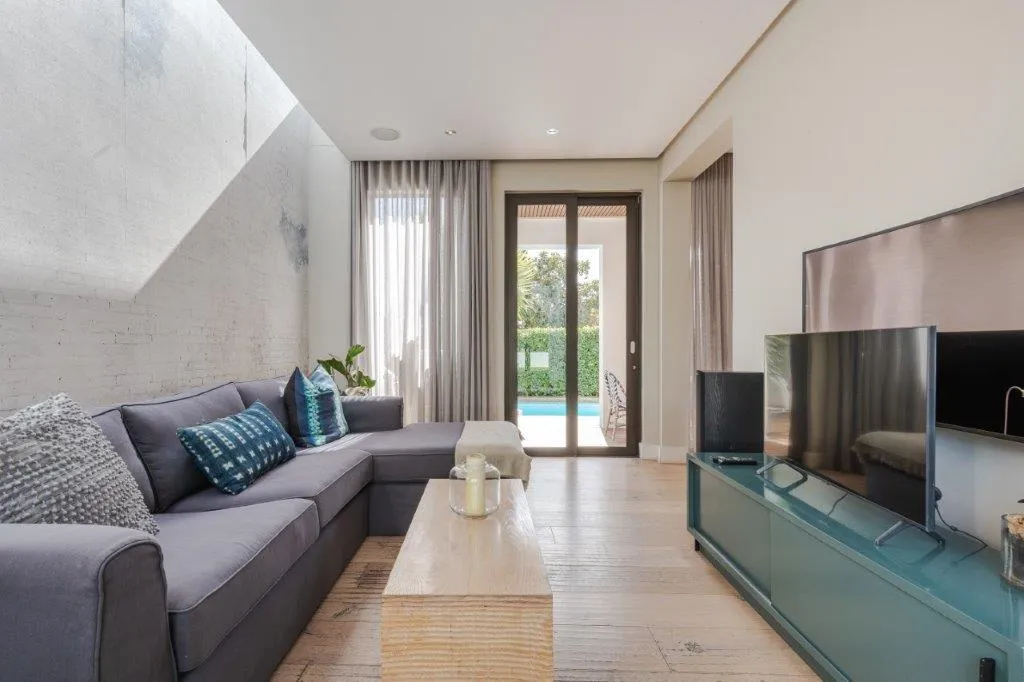 property_[object Object]_7