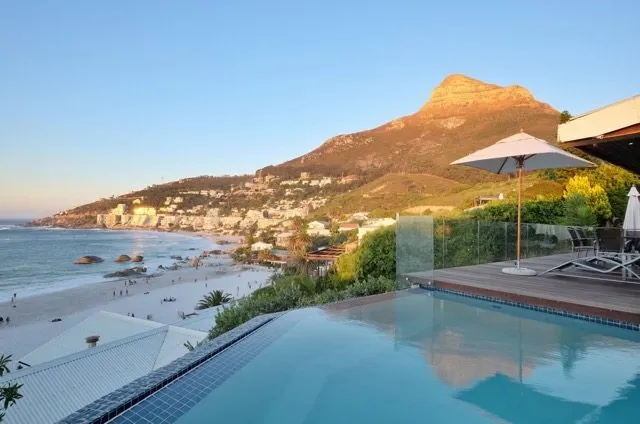 Ridge Bungalow, Clifton