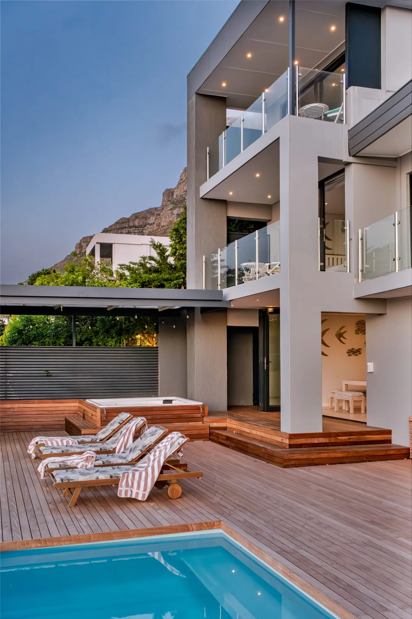 property_[object Object]_6