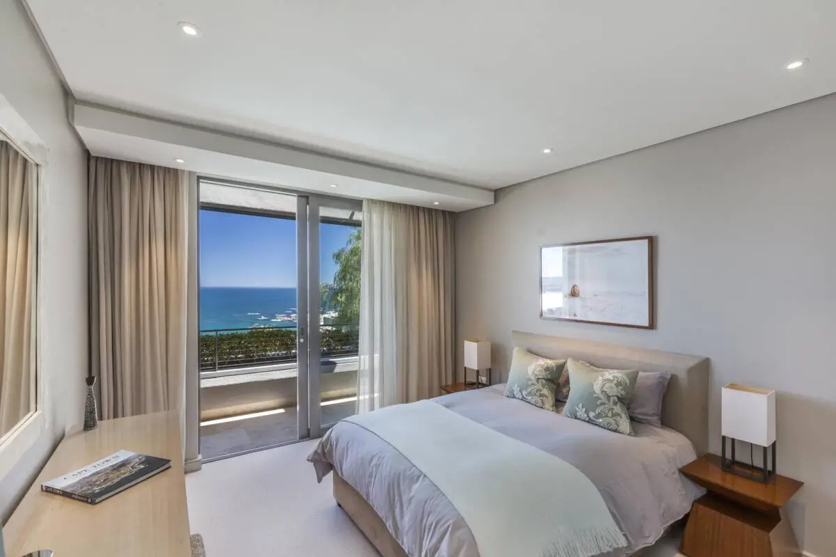 property_[object Object]_9