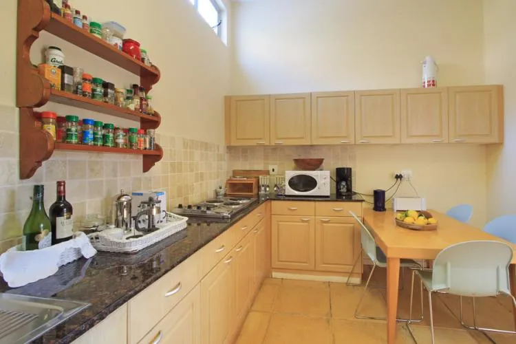 property_[object Object]_16