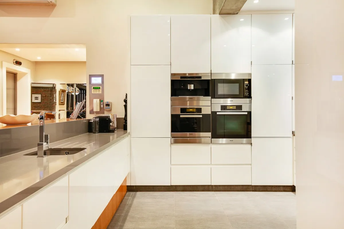 property_[object Object]_12