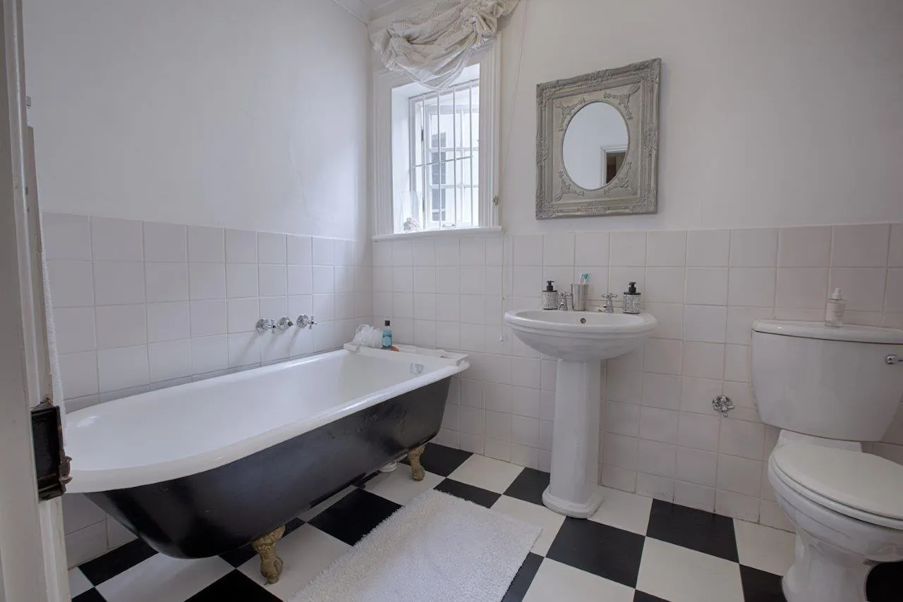 property_[object Object]_16