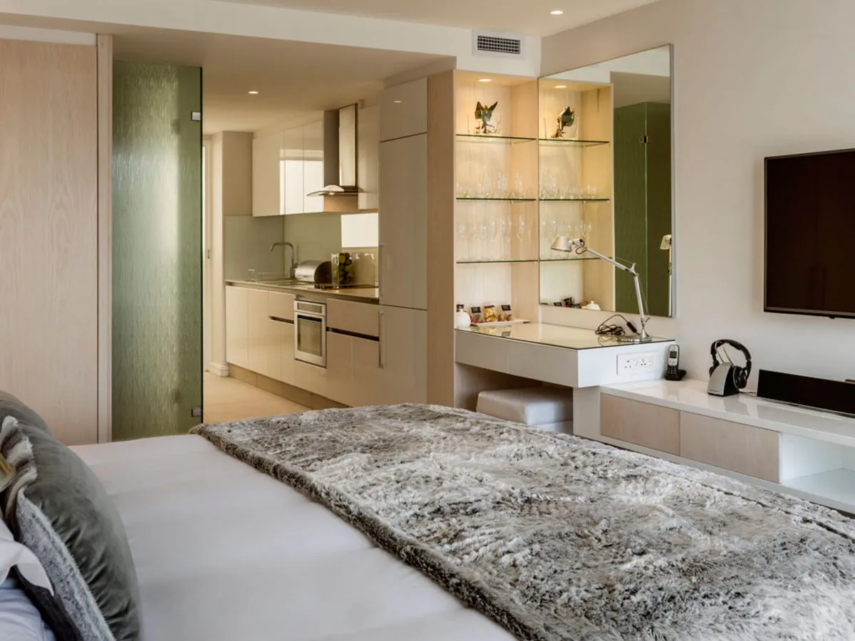 property_[object Object]_3