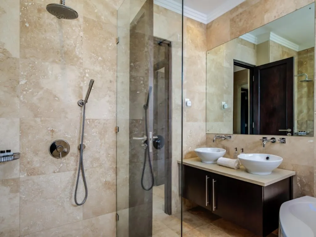 property_[object Object]_16