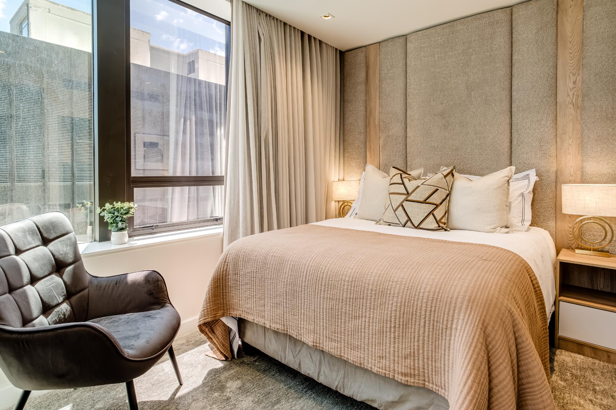 property_[object Object]_12