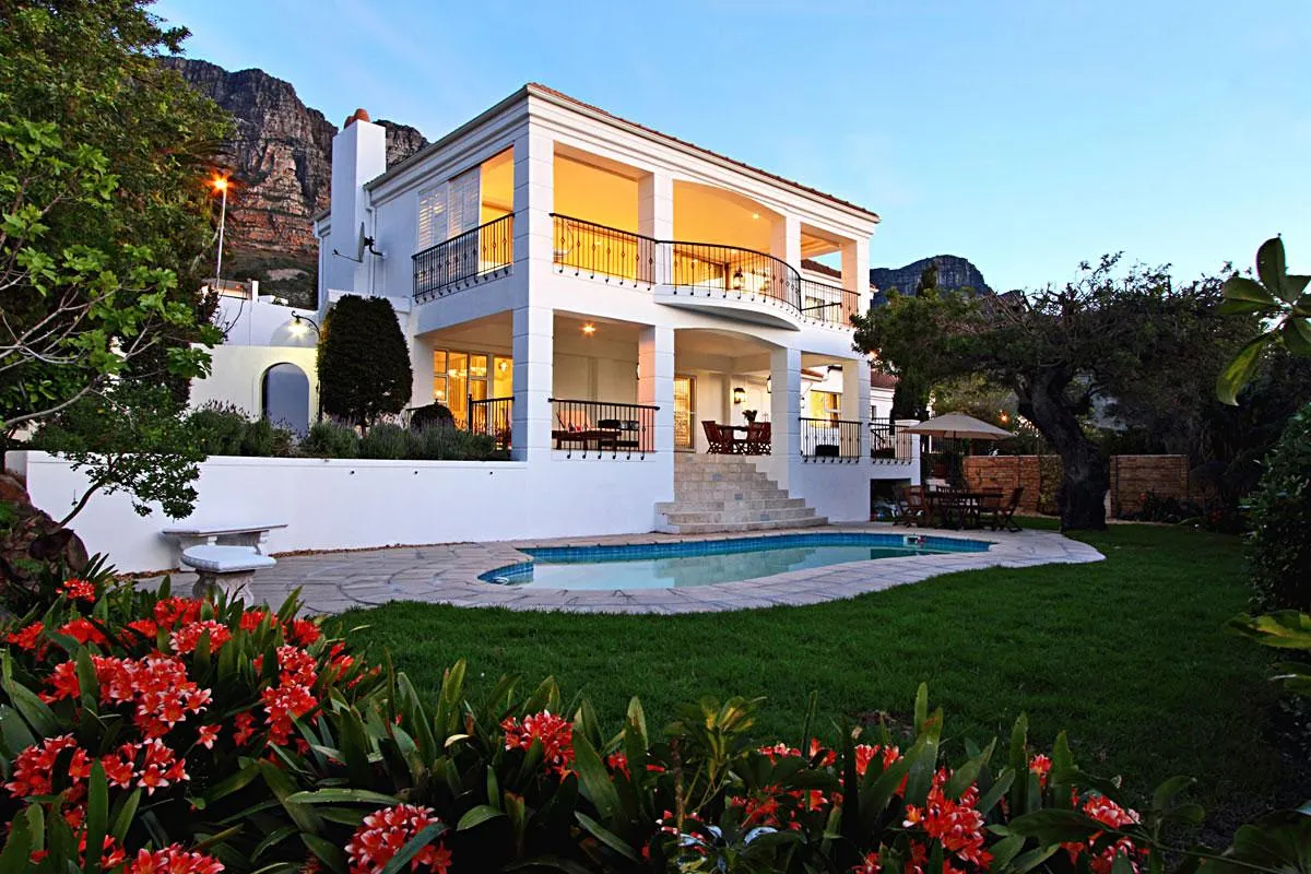 Villa Blanca, Camps Bay