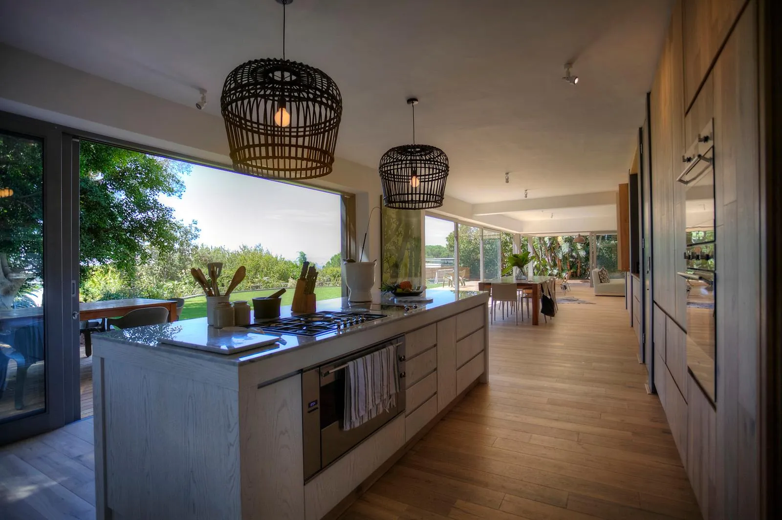 property_[object Object]_24