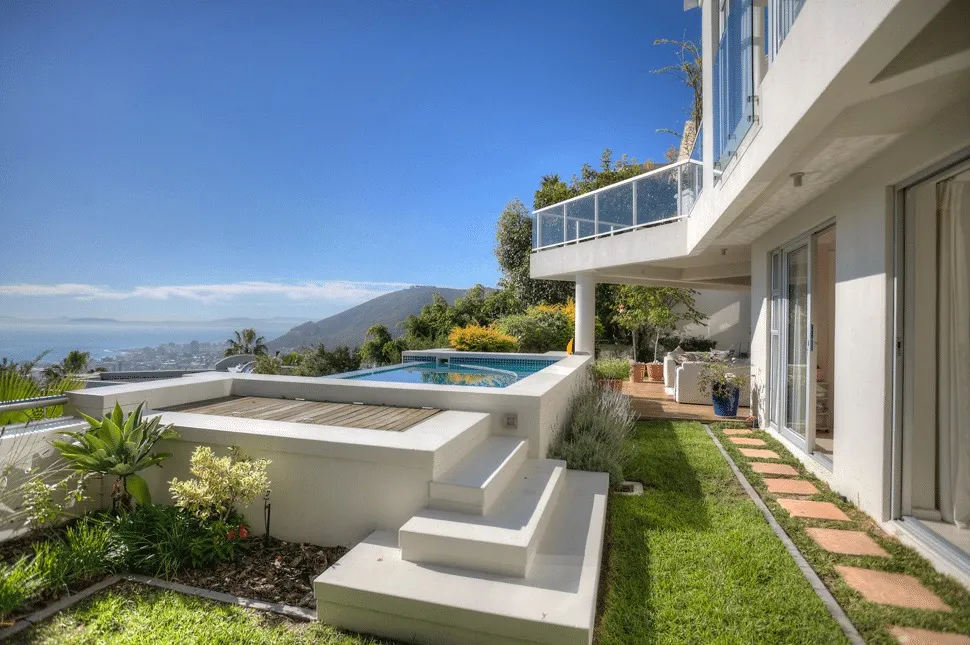 Arcadia Close, Fresnaye