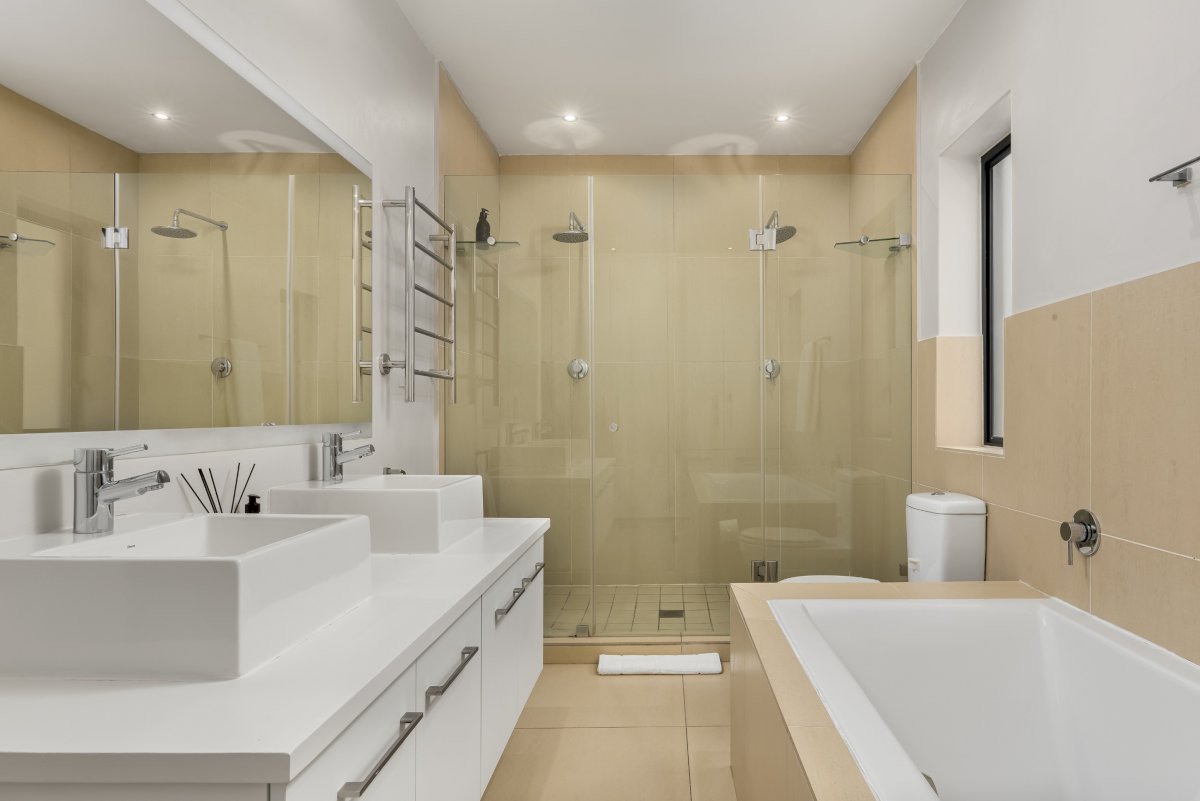 property_[object Object]_7