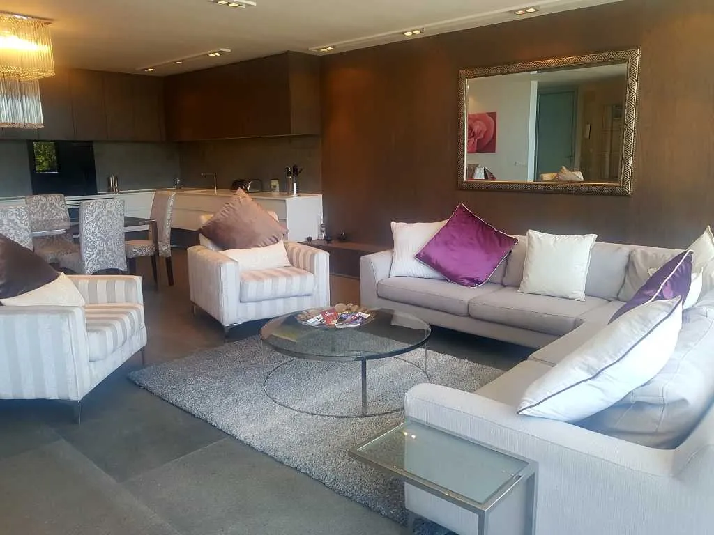 property_[object Object]_6