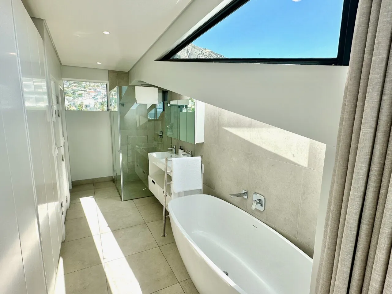 property_[object Object]_10