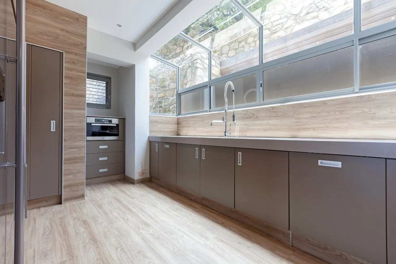 property_[object Object]_35