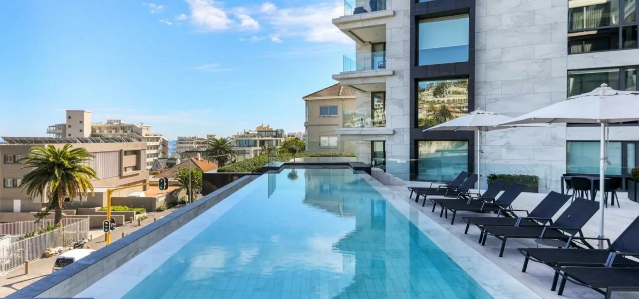 Aurum Allure, Bantry Bay