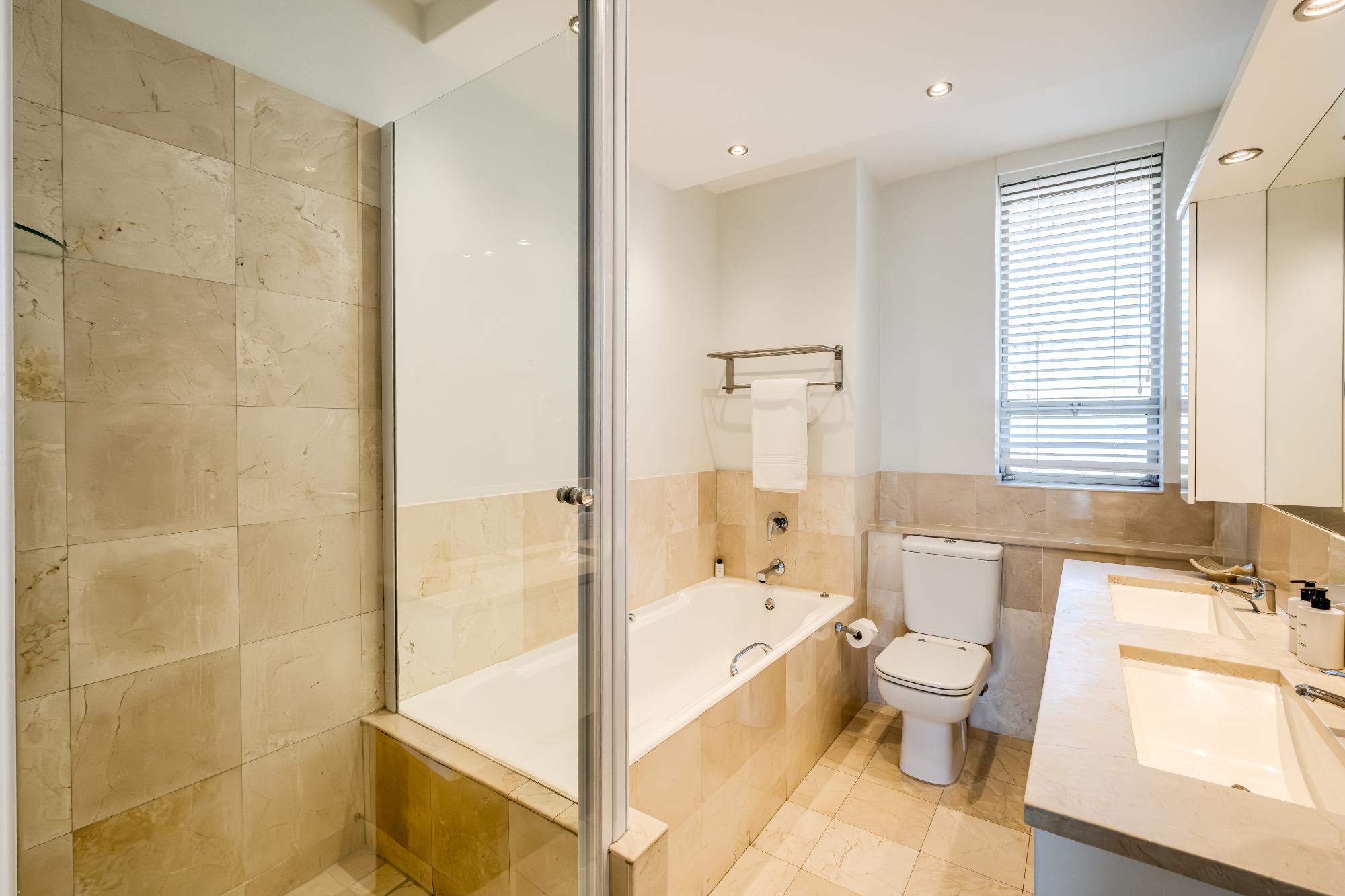 property_[object Object]_32