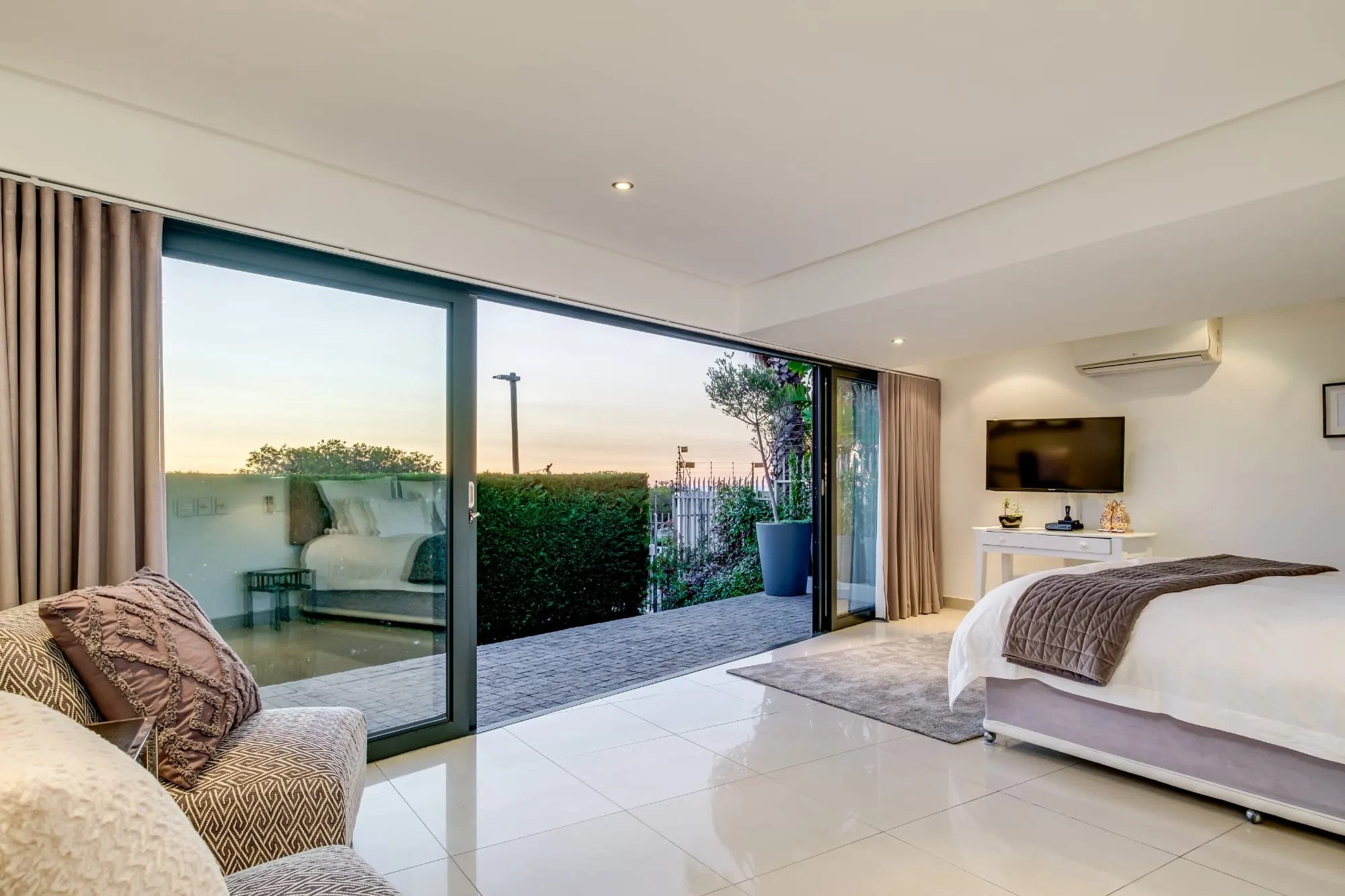 property_[object Object]_28