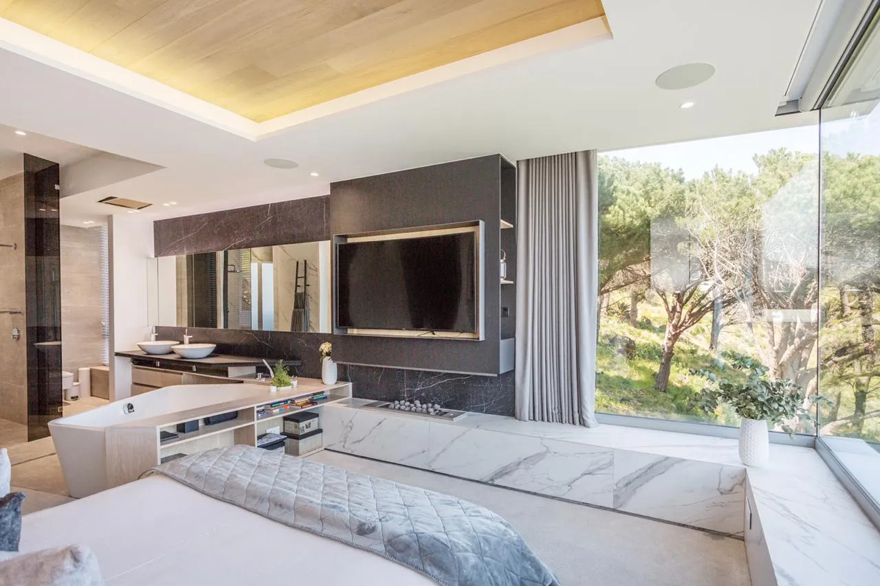 property_[object Object]_15