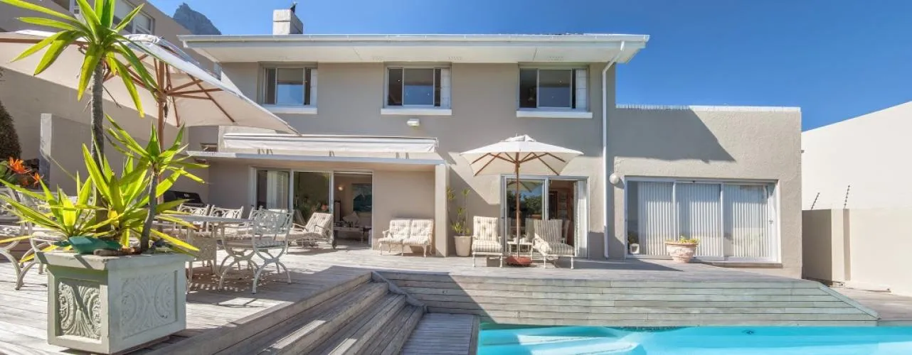 Ronald Villa, Camps Bay