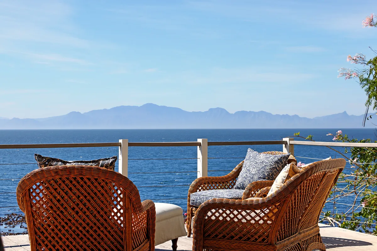 property_[object Object]_12