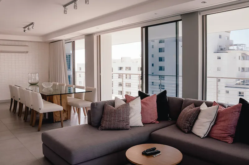 property_[object Object]_6