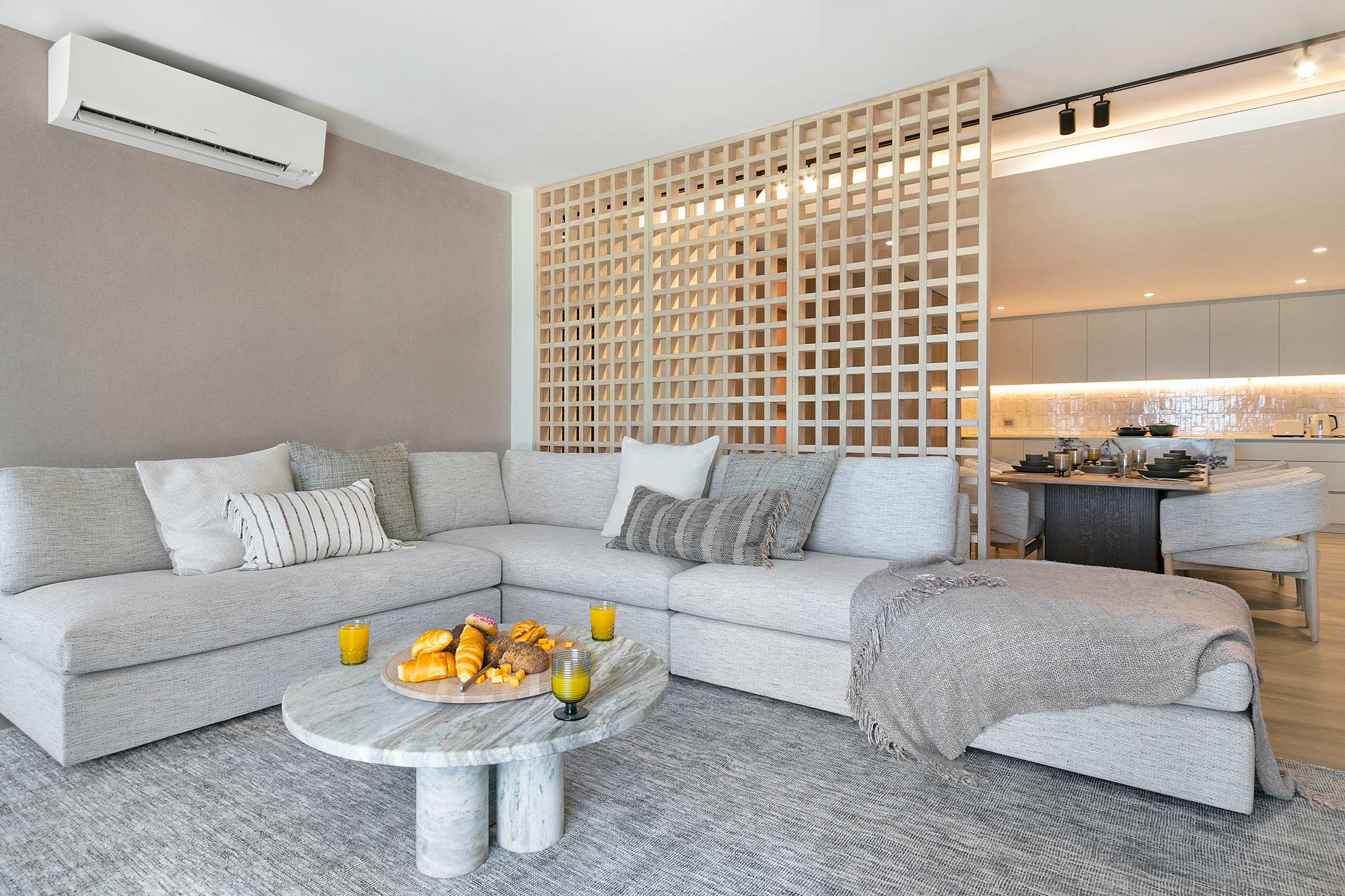 property_[object Object]_7