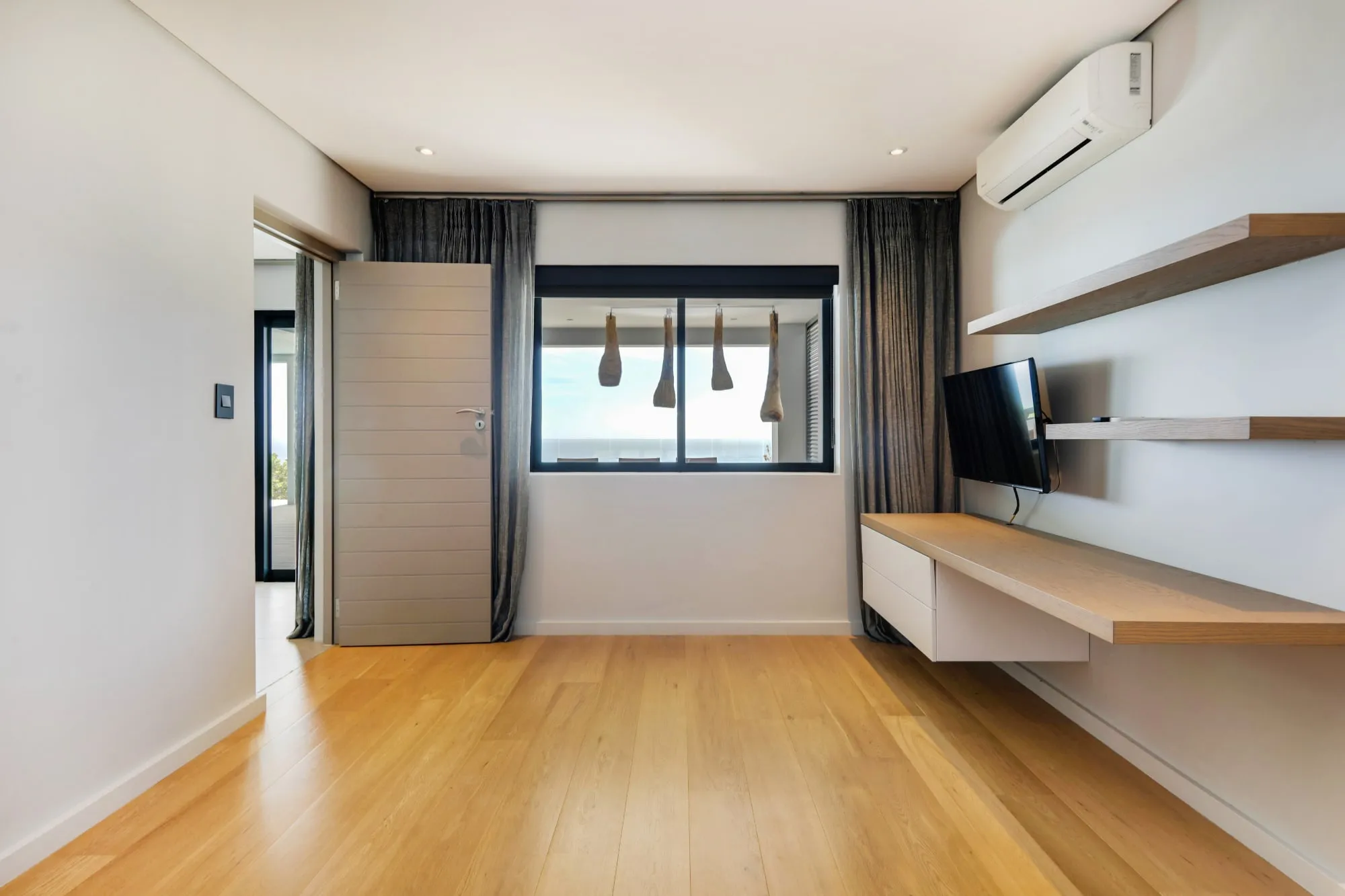 property_[object Object]_35