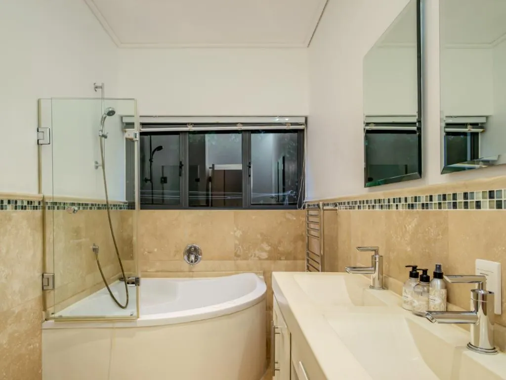 property_[object Object]_44