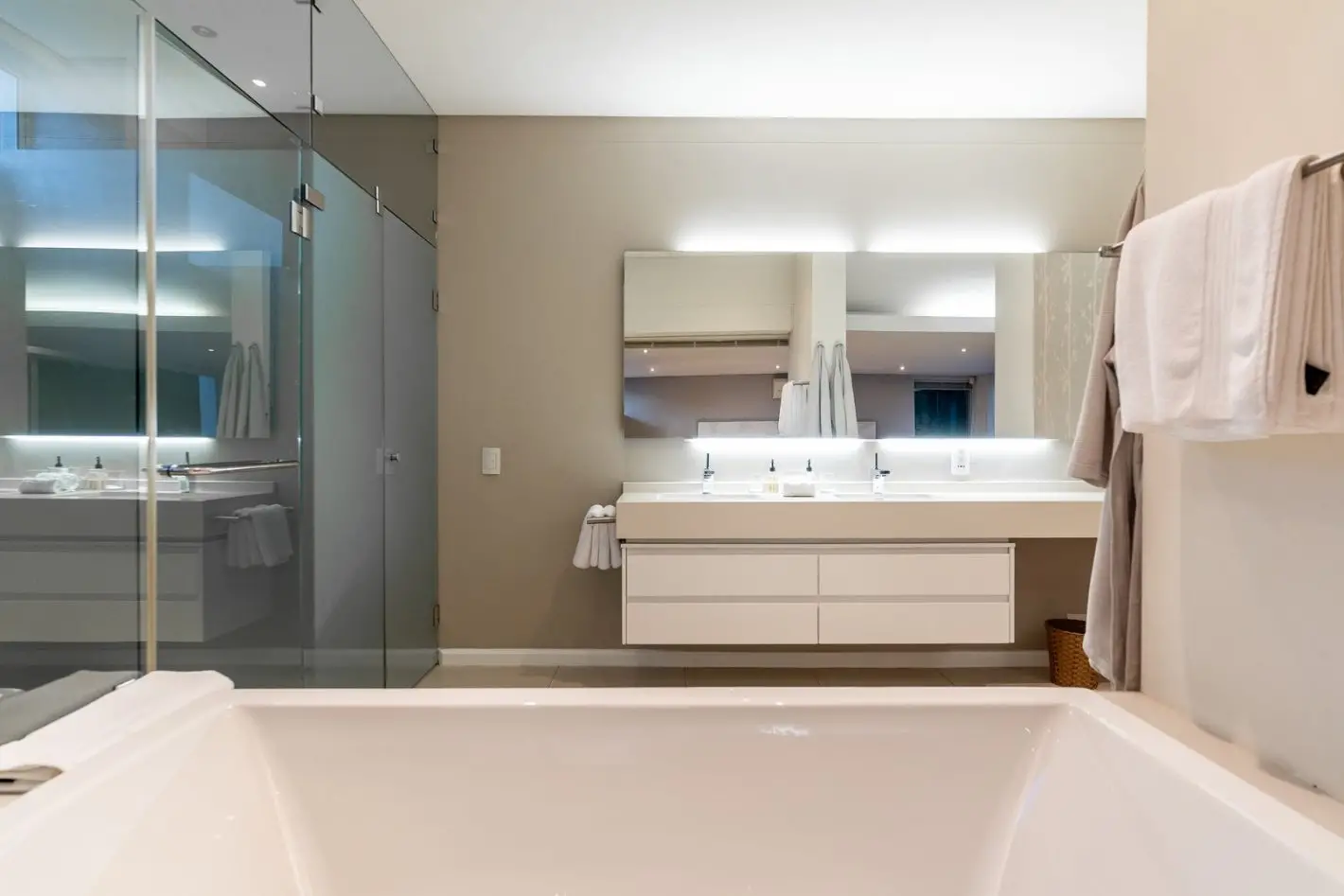 property_[object Object]_38