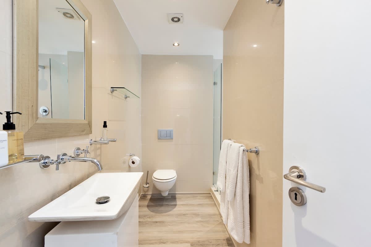 property_[object Object]_32