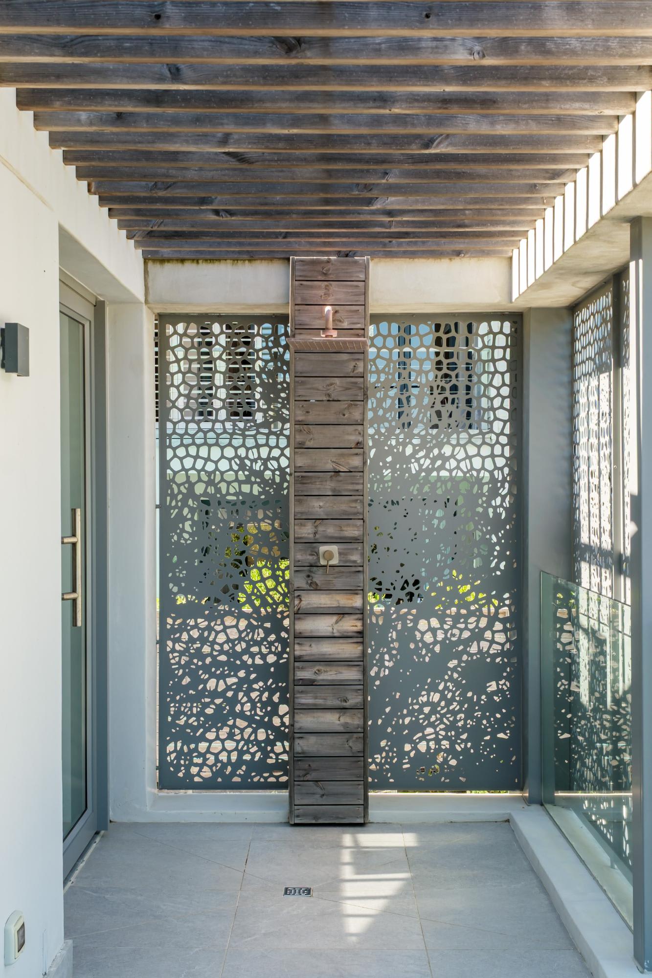 property_[object Object]_28